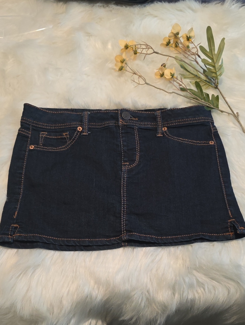 Women's Dark Blue Denim Jean skirt with Contrast Stitching Stretch